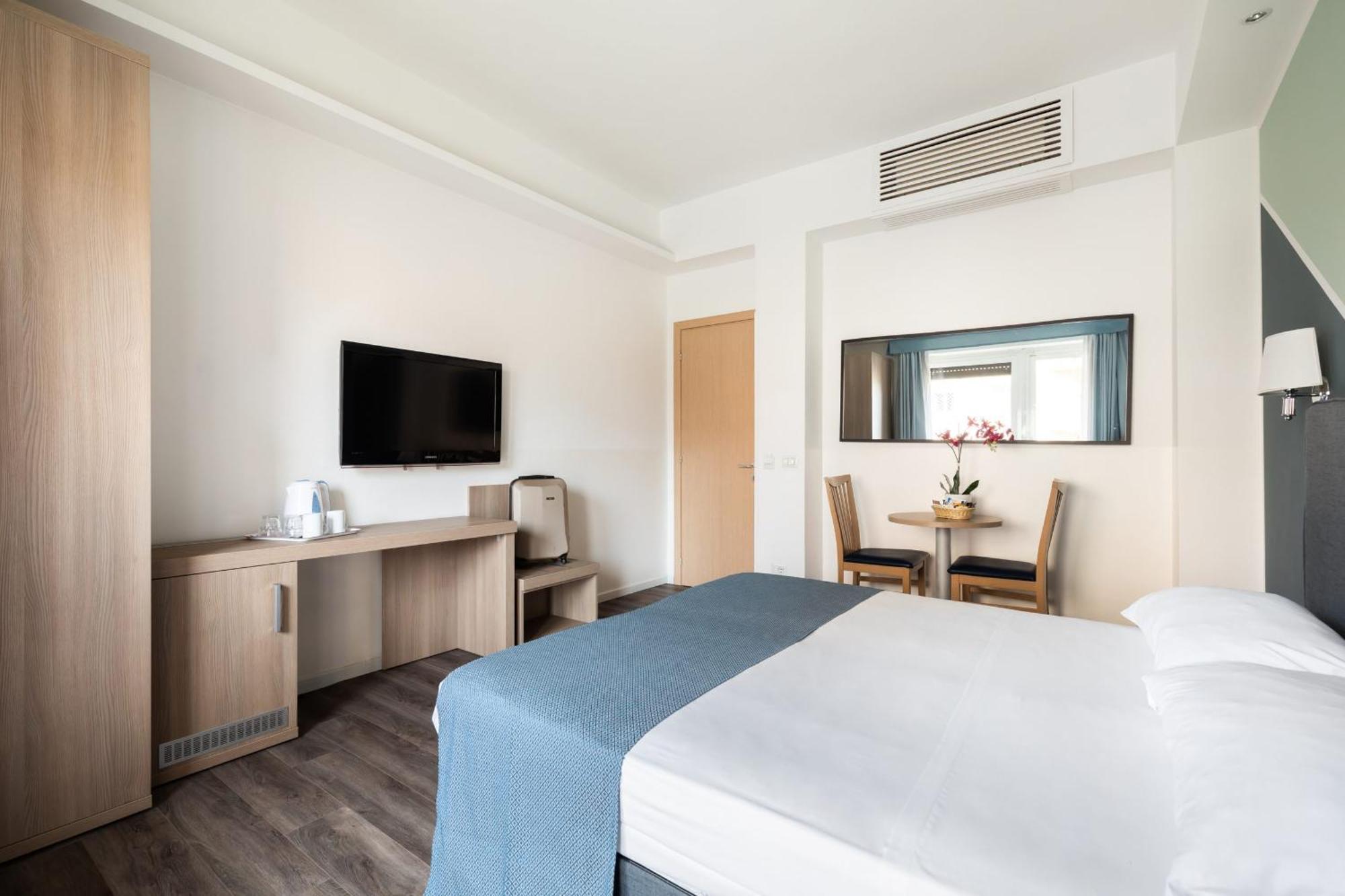 Fleming Suites By Hili โรม ภายนอก รูปภาพ
