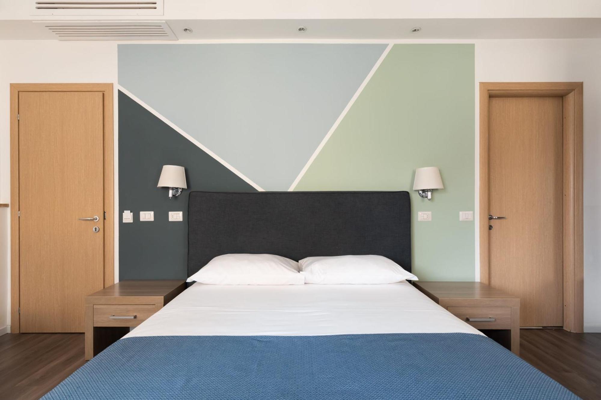 Fleming Suites By Hili โรม ภายนอก รูปภาพ